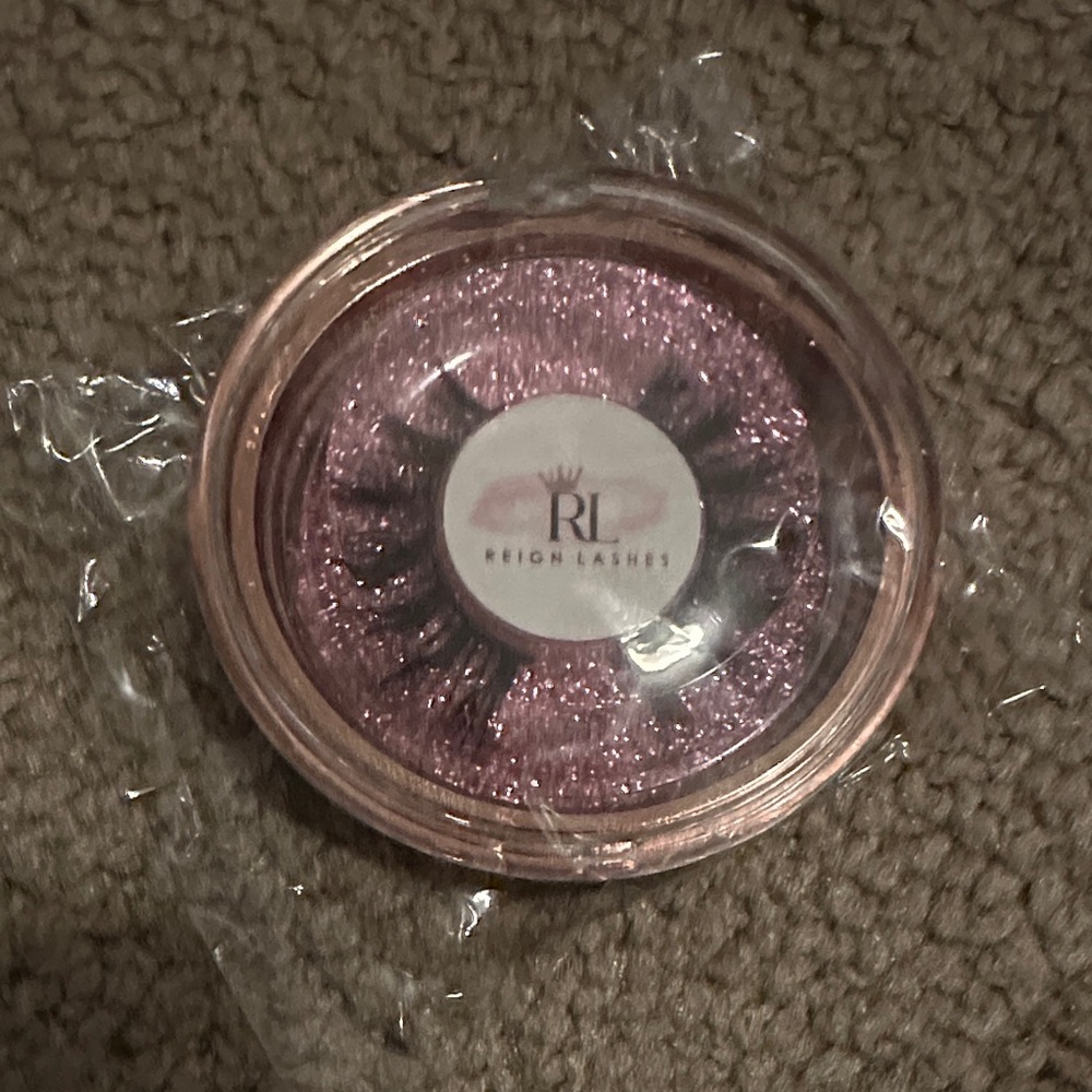 Brand new Reign Eyelashes
